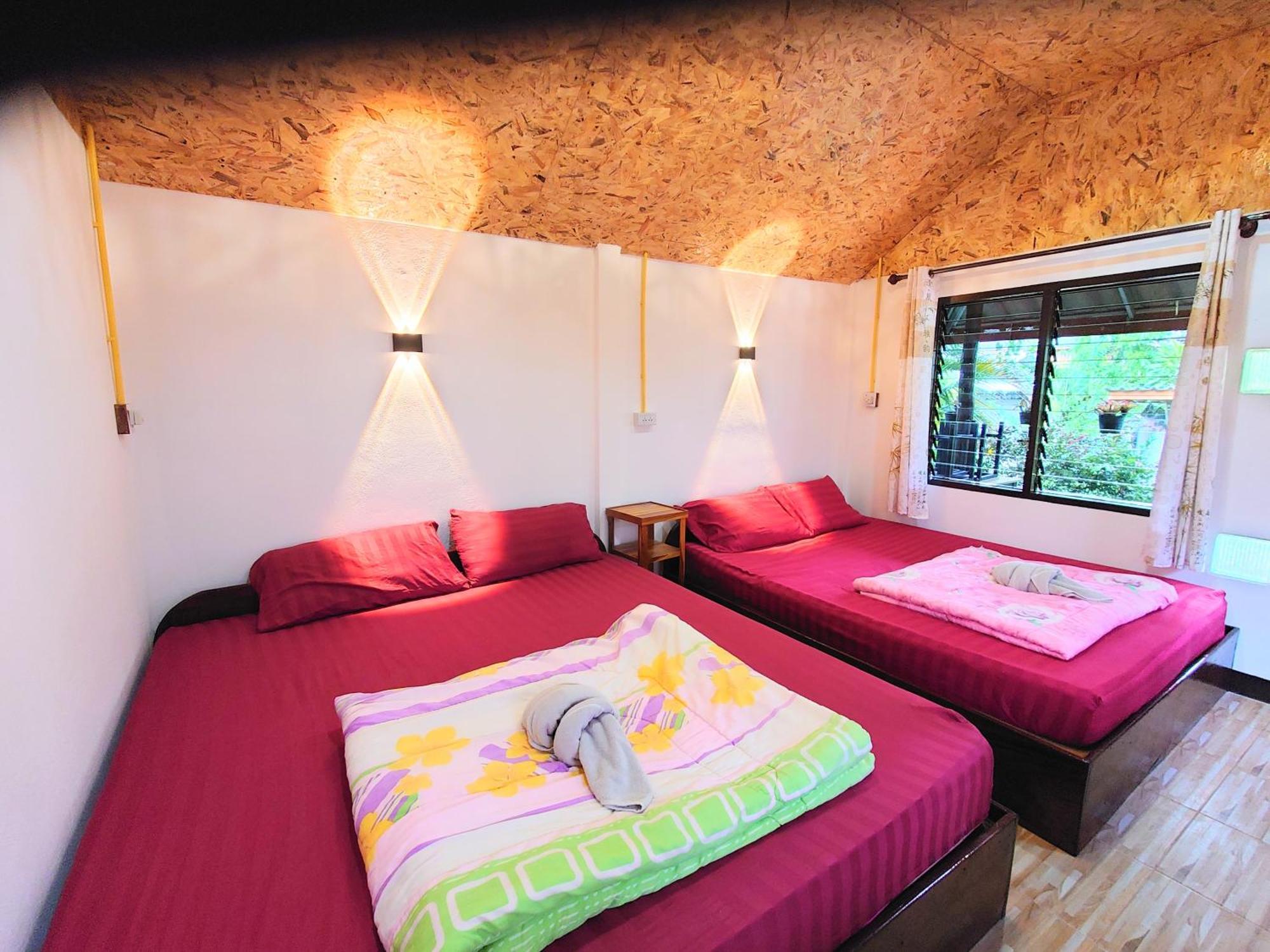 บ้านดินโฮมสเตย์ ปางอุ๋ง Ban Huai Makhuea Som Extérieur photo